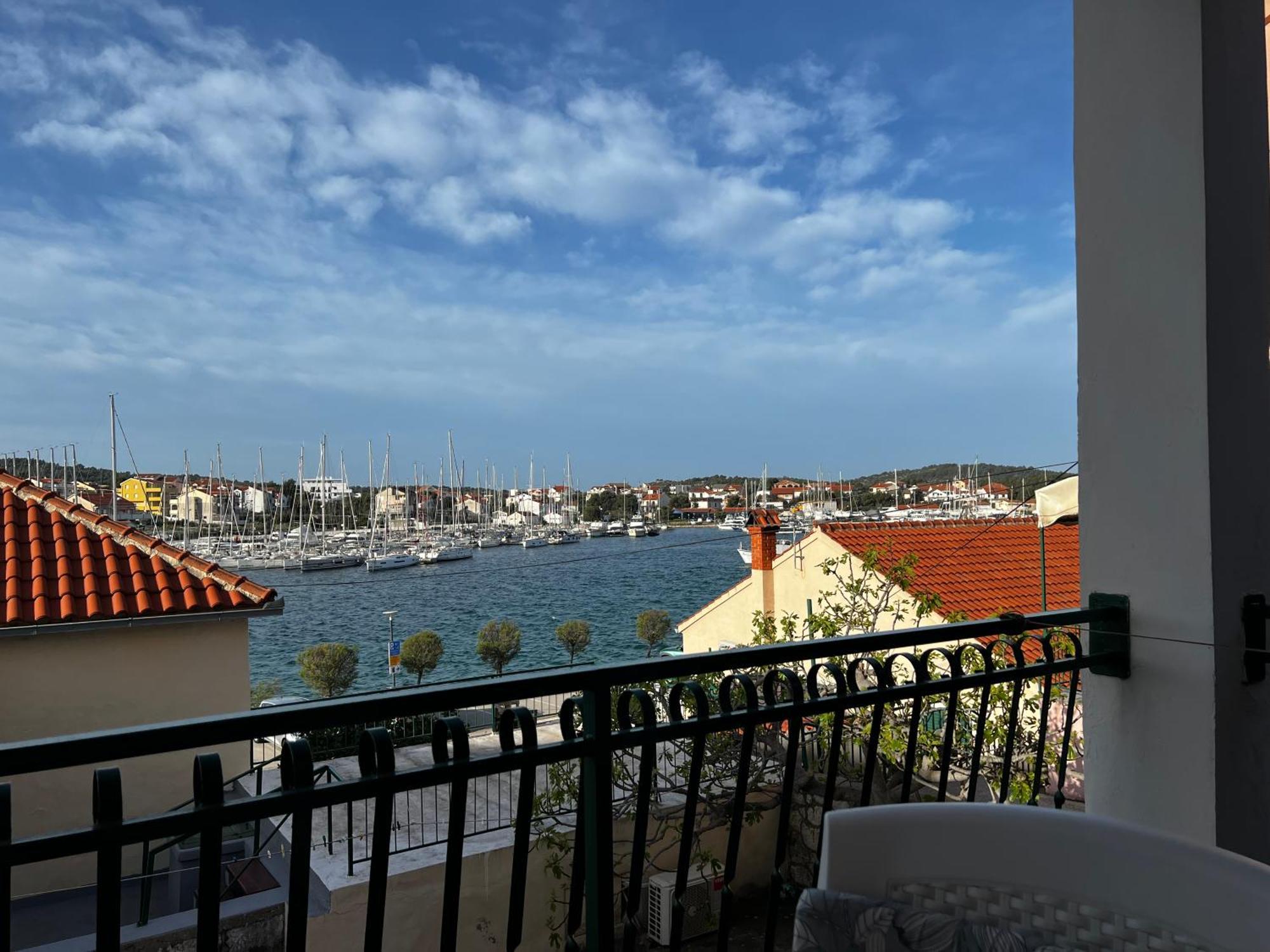 Appartamento House Klarin Jezera Esterno foto